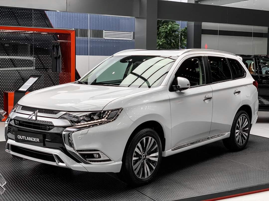 Mitsubishi Outlander 2025, Ưu đãi tiền mặt & quà tặng lên đến 95tr VNĐ lh 0933.779.882 Mr Hải