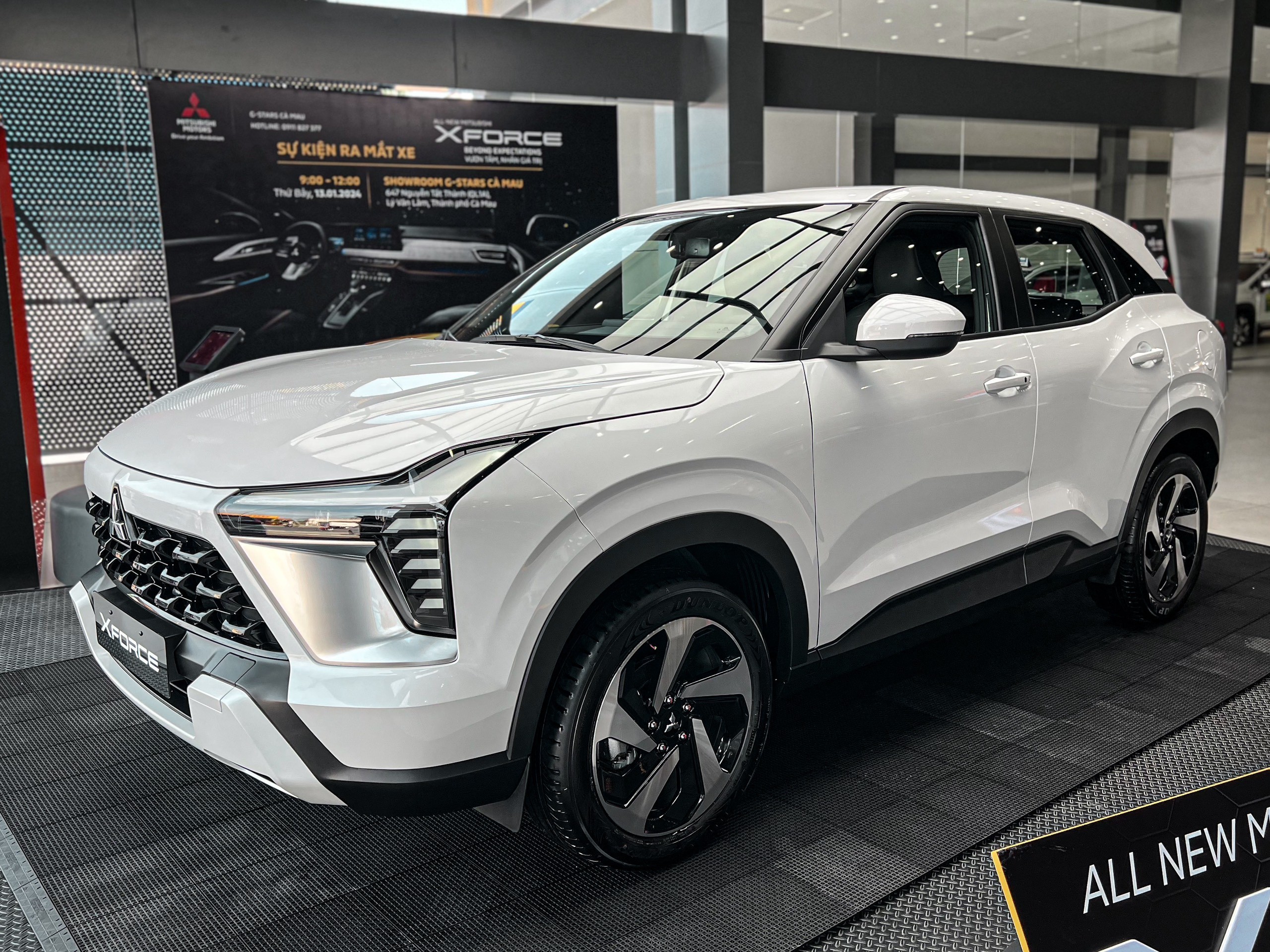 Mitsubishi Xforce 2025 – gầm cao 05 chỗ km 50tr tiền mặt Lh ngay 0972.385.218 mr Hải